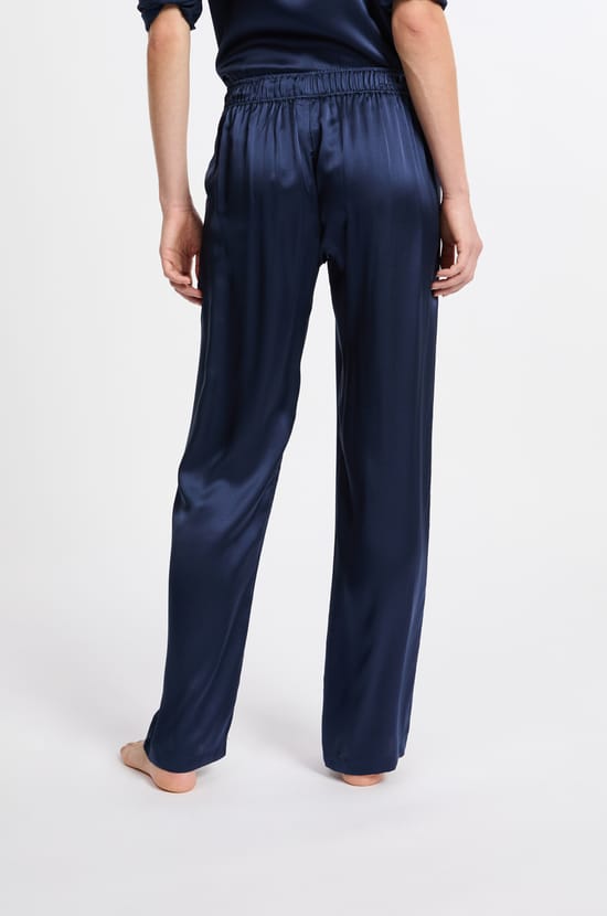 Pantalon de pyjama en soie;${refinementColor}