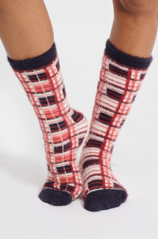 Chaussettes à motifs en fausse fourrure;${refinementColor}