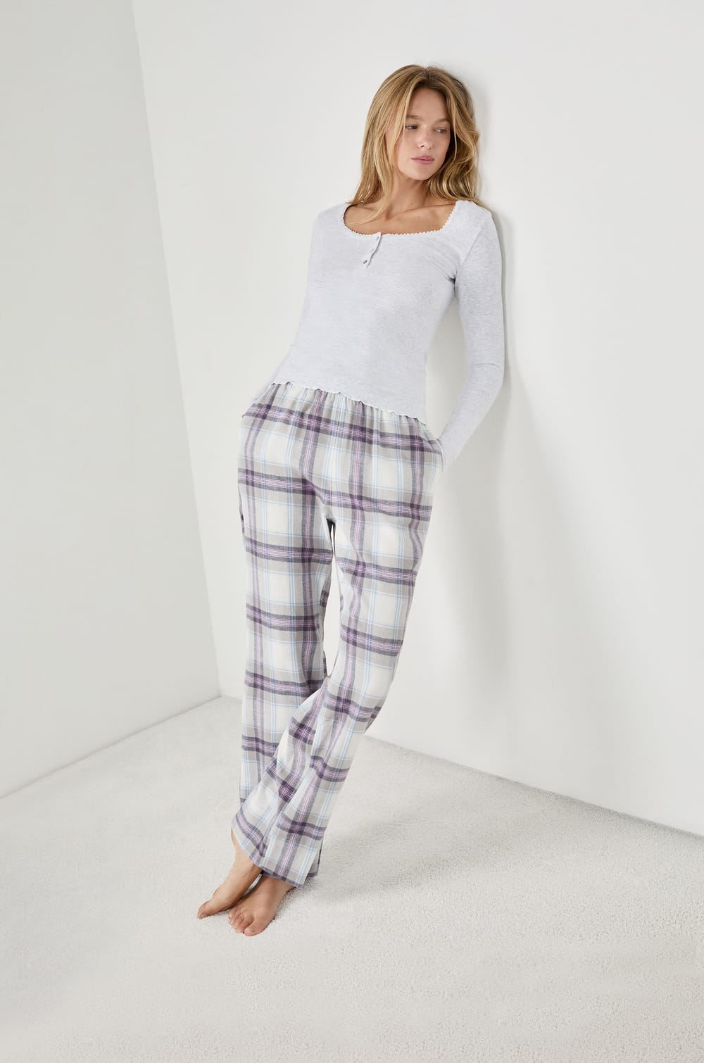 Pantalon de pyjama à carreaux;${refinementColor}