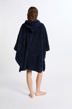 Fleece Effect Poncho;${refinementColor}