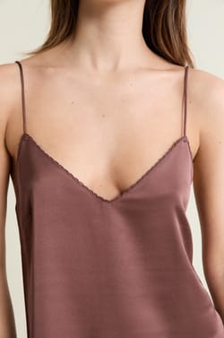 Nuisette satin&eacute;e;${refinementColor}