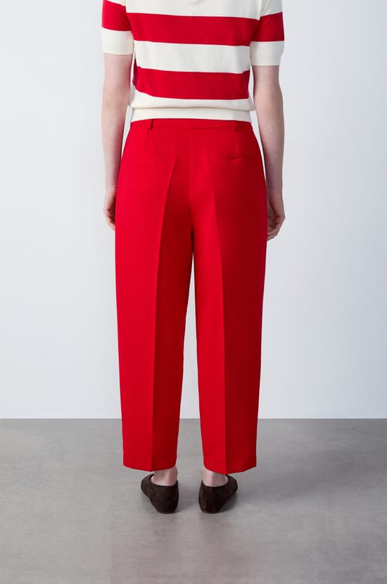 Pantalon coupe carotte;${refinementColor}
