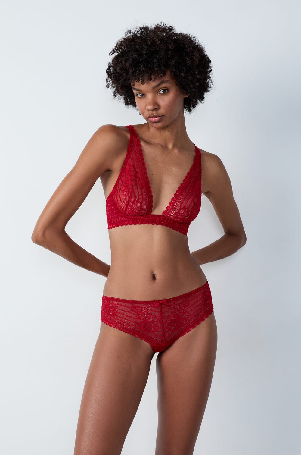 Lace Boyshort;${refinementColor}
