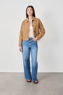 Wide Cut Jeans;${refinementColor}