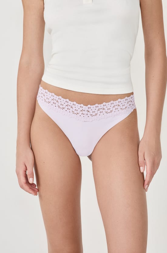Tanga V-shape en microfibre et dentelle;${refinementColor}