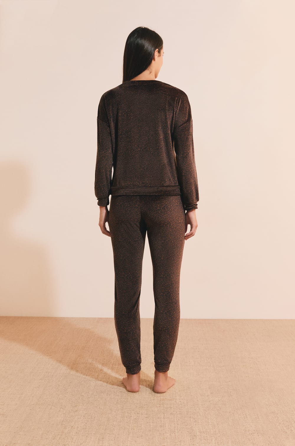 Ensemble de pyjama 2 pi&egrave;ces;${refinementColor}
