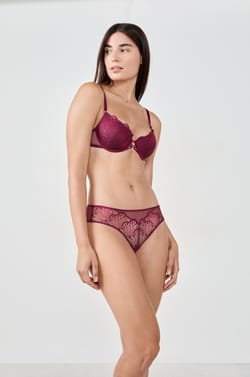Hipster en dentelle;${refinementColor}