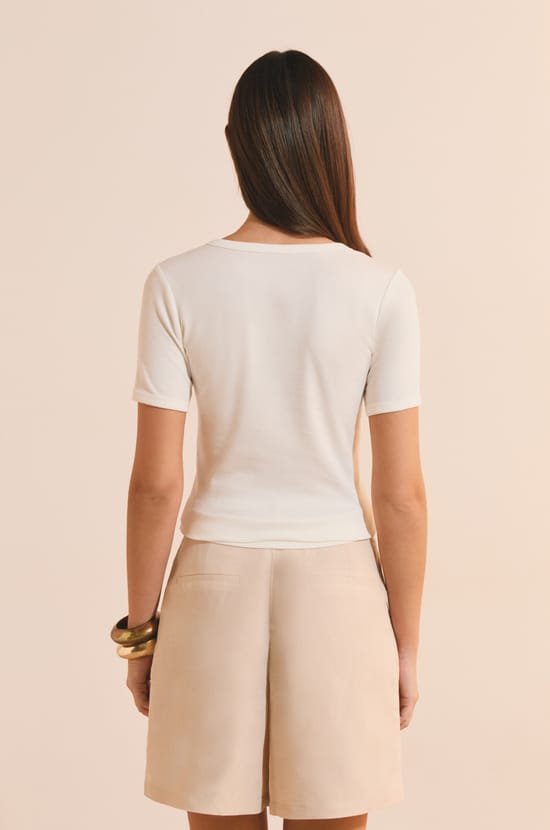 V-neck T-shirt with modal cotton;${refinementColor}