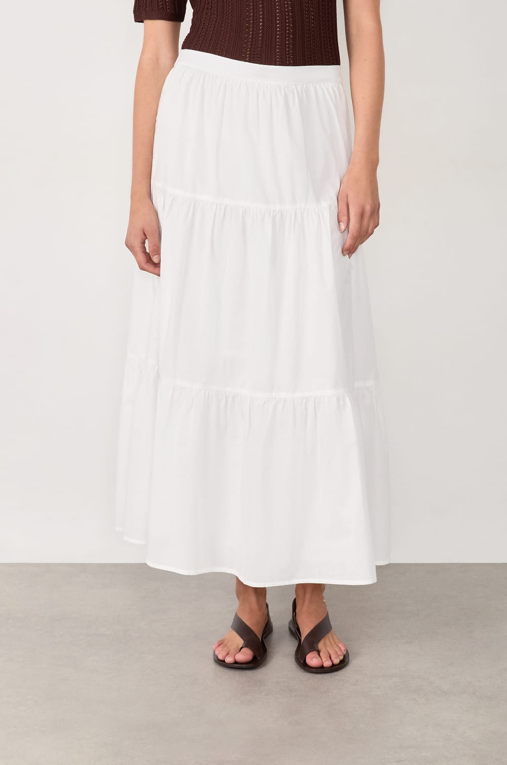 Lange geplooide katoenen rok;${refinementColor}