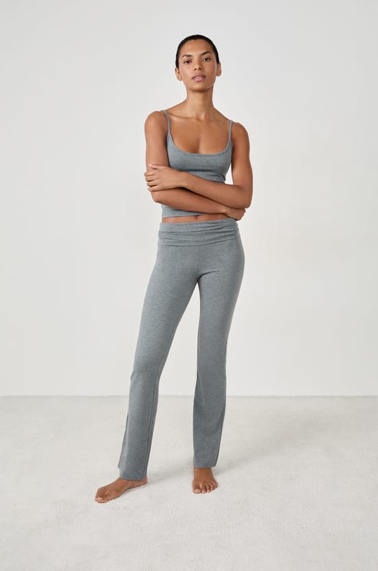 Pantalon de pyjama évasé;${refinementColor}