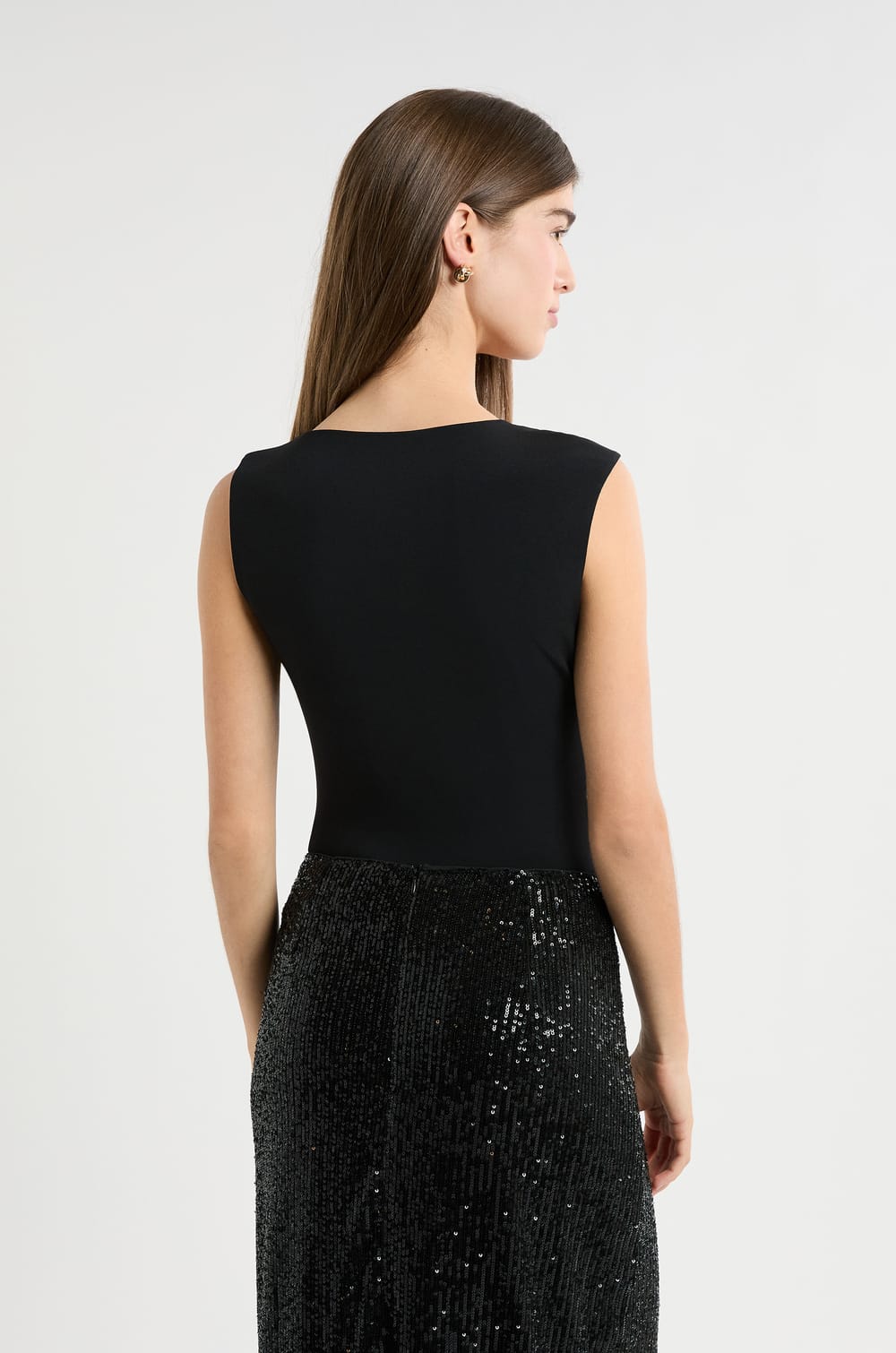 T-shirt sans manches avec anneau;${refinementColor}