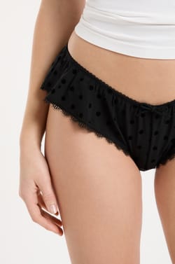 Shorty uni;${refinementColor}