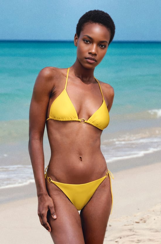 Top bikini triangular sin aros ;${refinementColor}