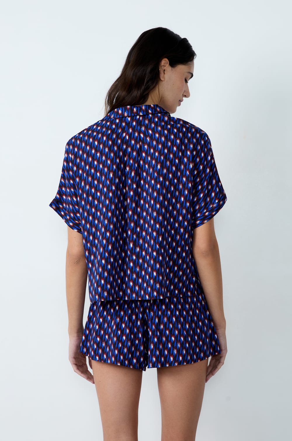 Printed short-sleeved pyjama shirt;${refinementColor}