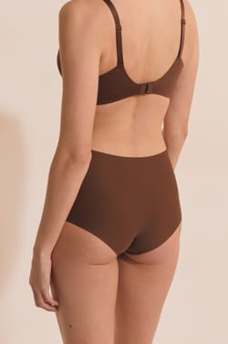 Braga culotte de microfibra;${refinementColor}