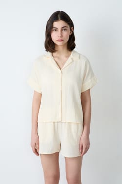 Short-sleeved cotton pyjama shirt;${refinementColor}