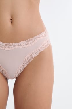 Culotte en microfibre et dentelle;${refinementColor}