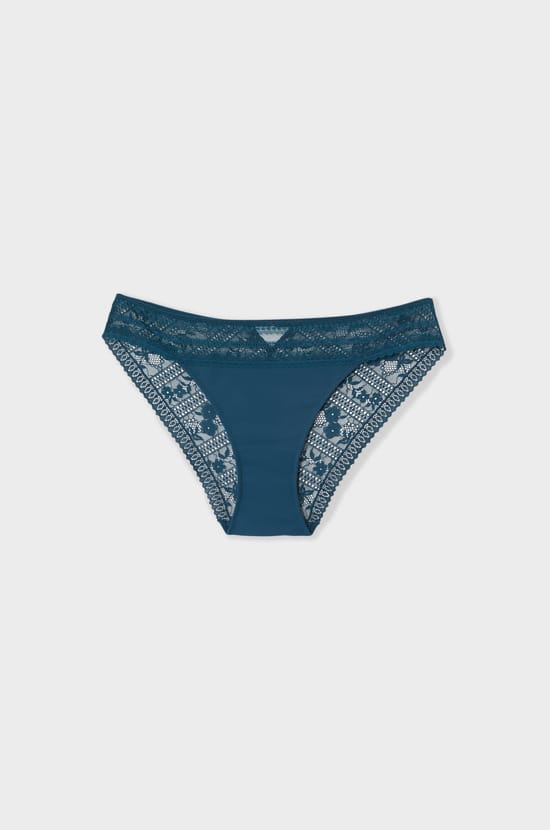 Lace Briefs;${refinementColor}
