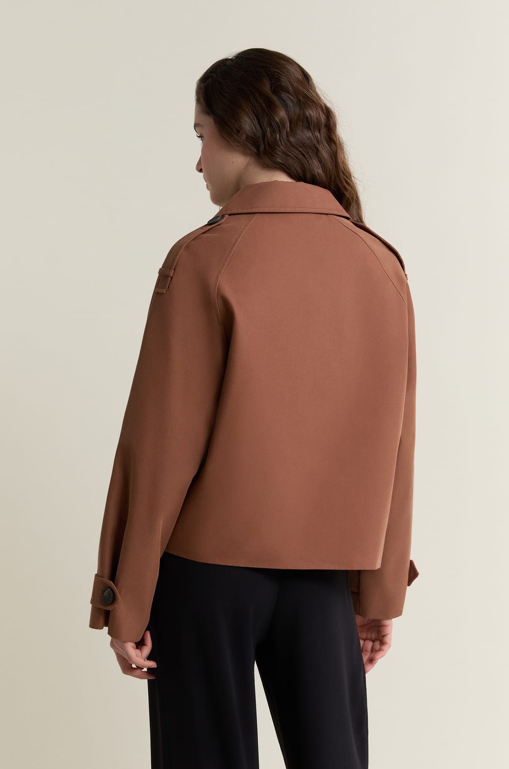 Trench court;${refinementColor}