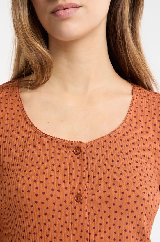 Pyjama T-Shirt mit Herzmotiven;${refinementColor}