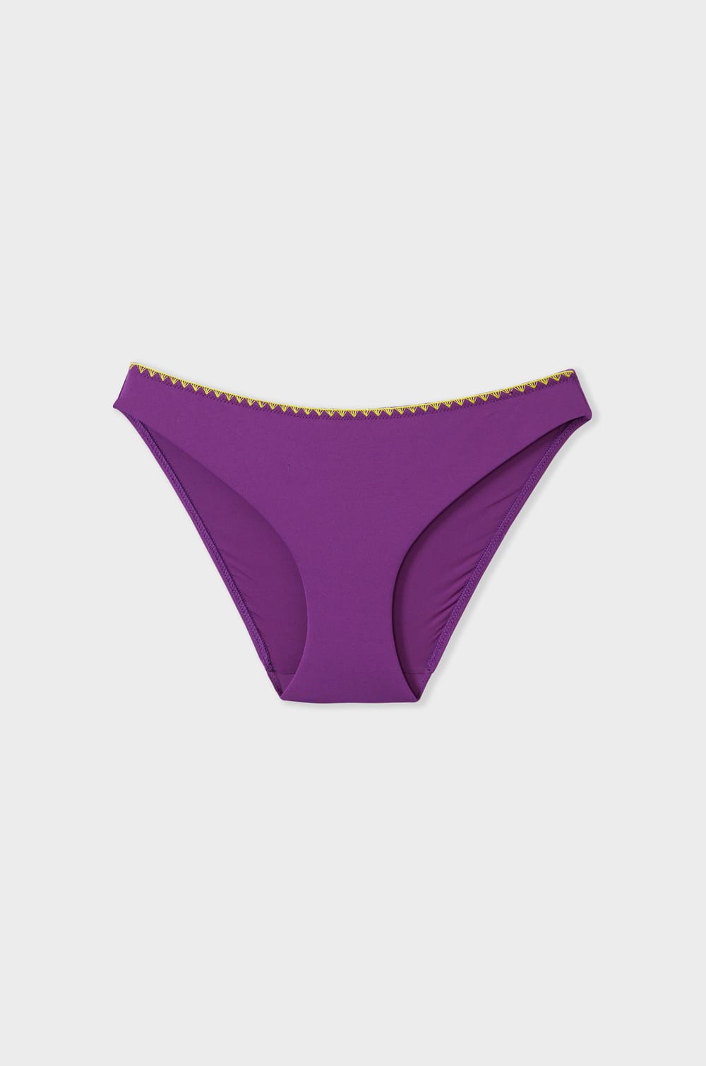 Braguita de bikini clásica;${refinementColor}