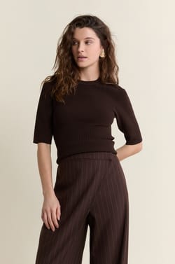 Pull &agrave; manches courtes en maille;${refinementColor}