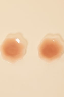 Selbstklebende Brustwarzenabdeckung aus Silikon;${refinementColor}