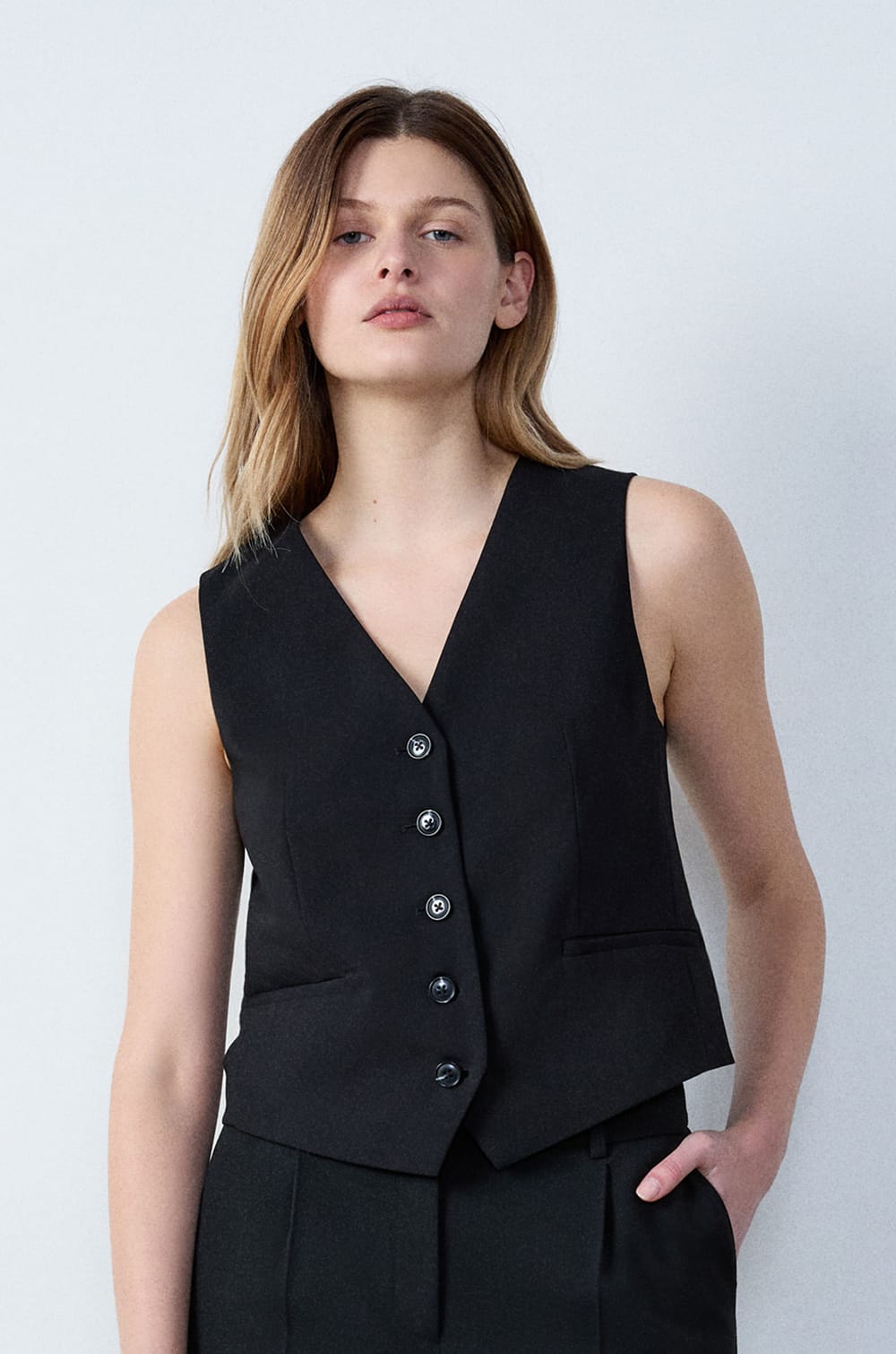 Sleeveless Suit Waistcoat;${refinementColor}