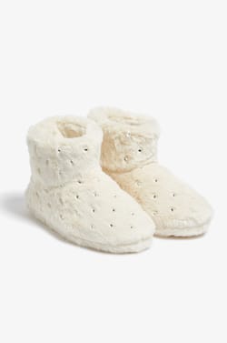 Chaussons bottines en fourrure &agrave; strass;${refinementColor}