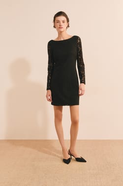 Robe courte en guipure;${refinementColor}