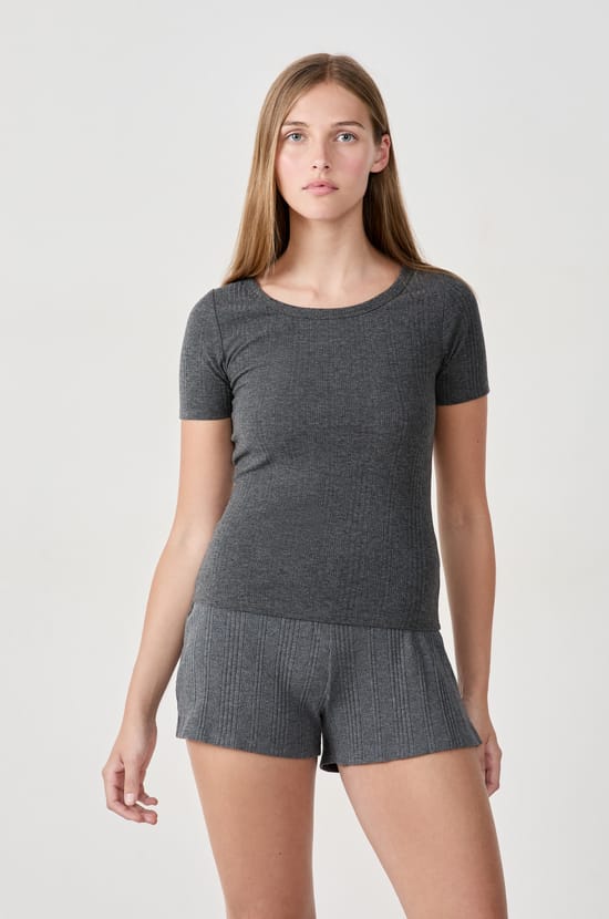 Kurzärmeliges Pyjama-T-Shirt aus gerippter Baumwolle;${refinementColor}