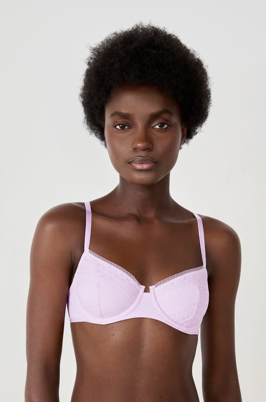 Bra con aros clásico de encaje;${refinementColor}