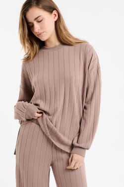 Pyjama-Sweatshirt mit Rundhalsausschnitt;${refinementColor}