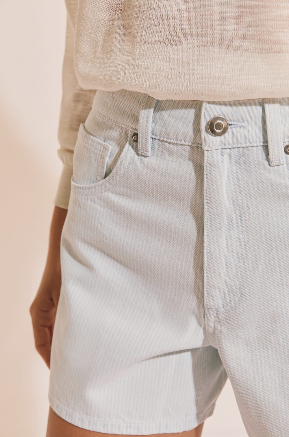 Short effet jean en coton &agrave; rayures;${refinementColor}