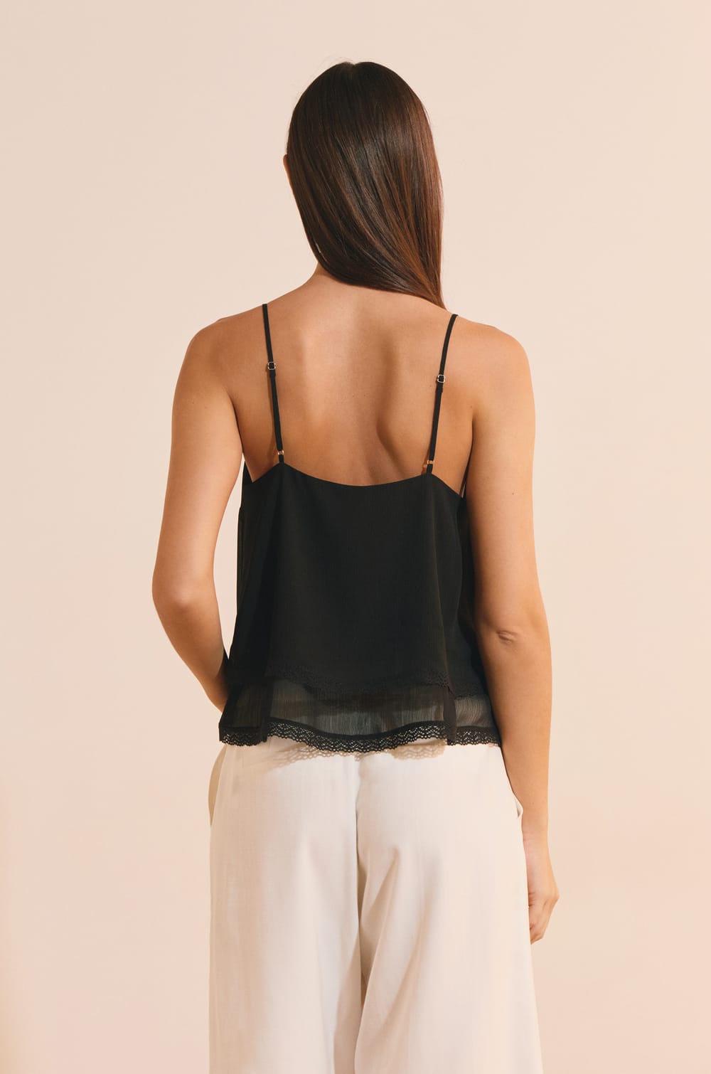 Caraco avec d&eacute;tails transparents;${refinementColor}