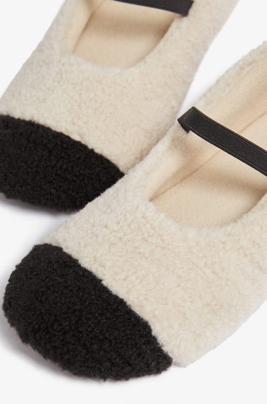 Chaussons ballerine;${refinementColor}
