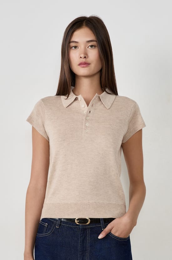 Polo manches courtes à boutons;${refinementColor}