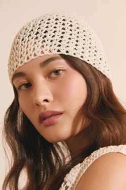 Bonnet en crochet;${refinementColor}