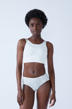 Sports Brief;${refinementColor}