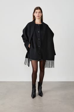 Short Coat;${refinementColor}