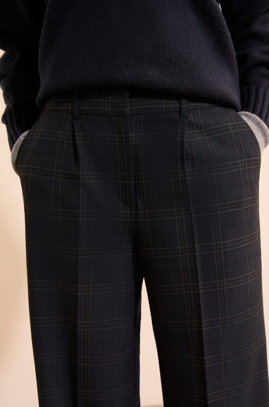 Pantalon coupe droite &agrave; carreaux;${refinementColor}