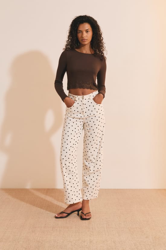 T-shirt court manches longues avec dentelle en coton;${refinementColor}