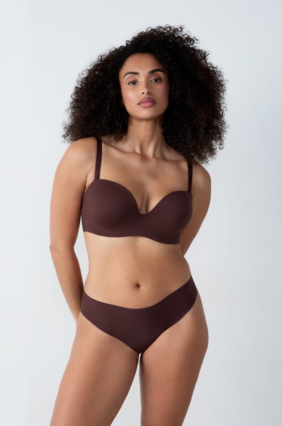 Strapless lightly lined bra with removable straps, cup C-E;${refinementColor}