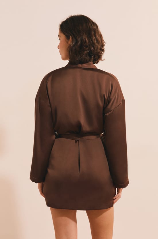 D&eacute;shabill&eacute; avec ceinture;${refinementColor}