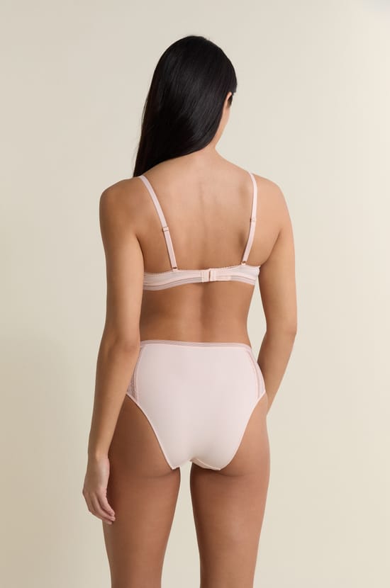 Soutien-gorge N.2 - Le push-up plongeant avec d&eacute;tails en dentelle;${refinementColor}