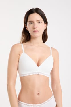 Wireless Bra with Lightly Lined Cups in Cotton;${refinementColor}