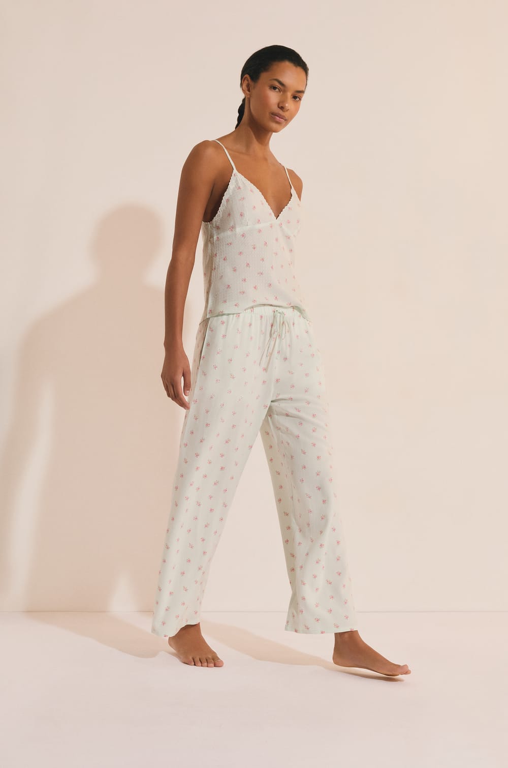 Pantacourt &agrave; motifs fleuris;${refinementColor}