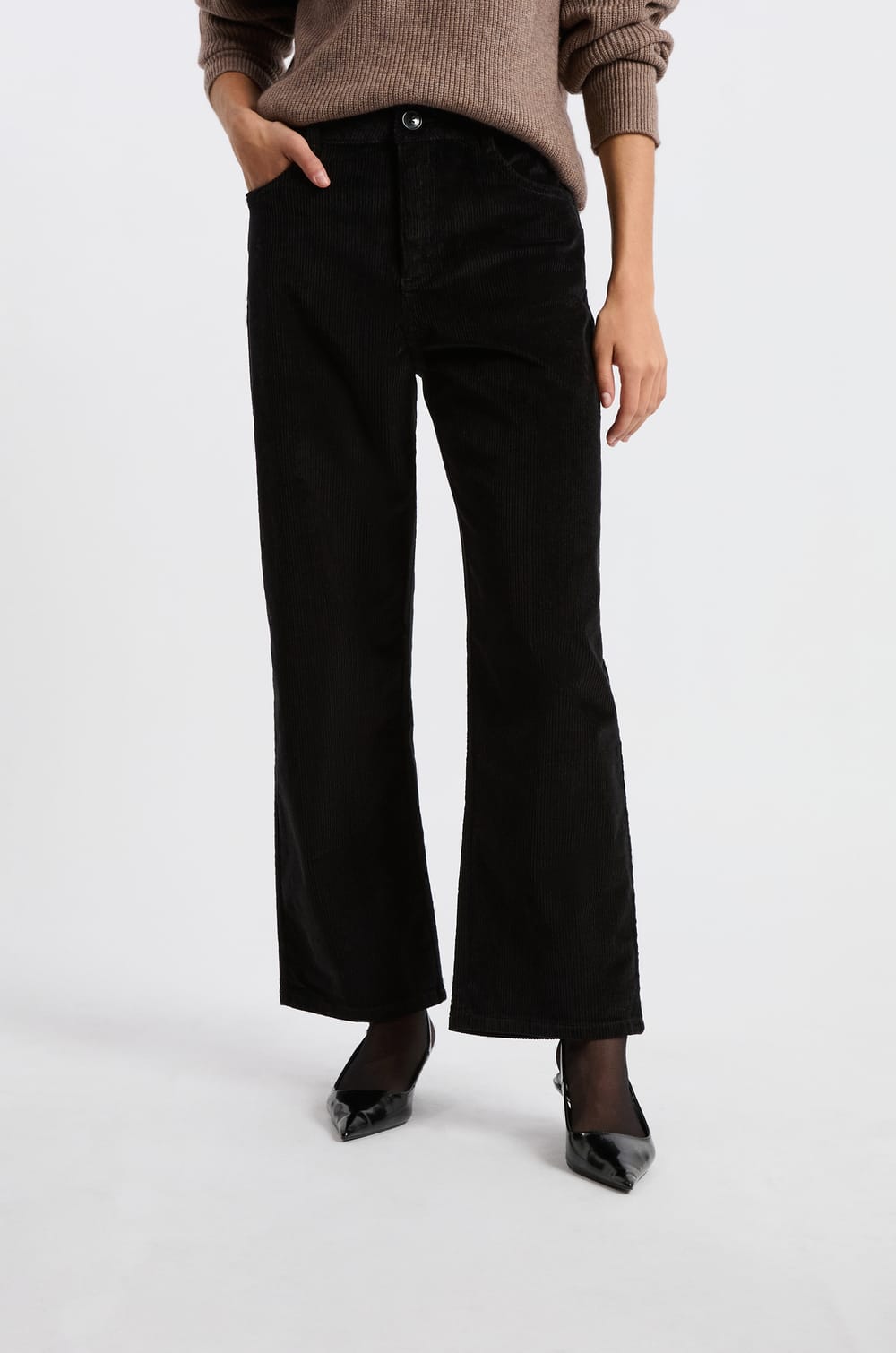 Straight cotton corduroy-effect trousers;${refinementColor}