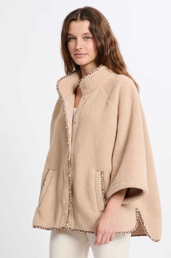 Veste avec détails à motifs effet polaire;${refinementColor}