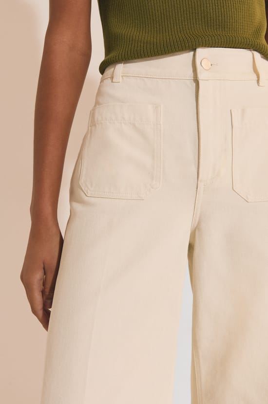 Gerade Jeans mit Vordertaschen;${refinementColor}